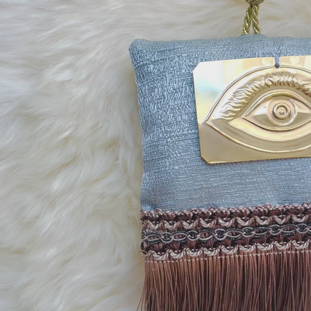 Load and play video in Gallery viewer, Filaxto Pillow - Mati - Eye
